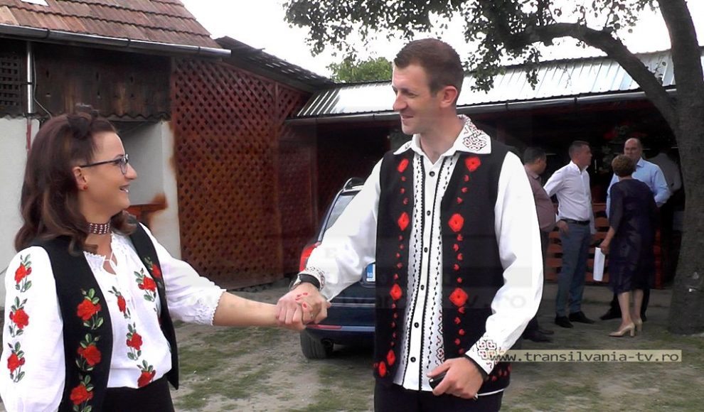 Nuntă Tradiţională Pe Valea Someşului Port Popular în Locul