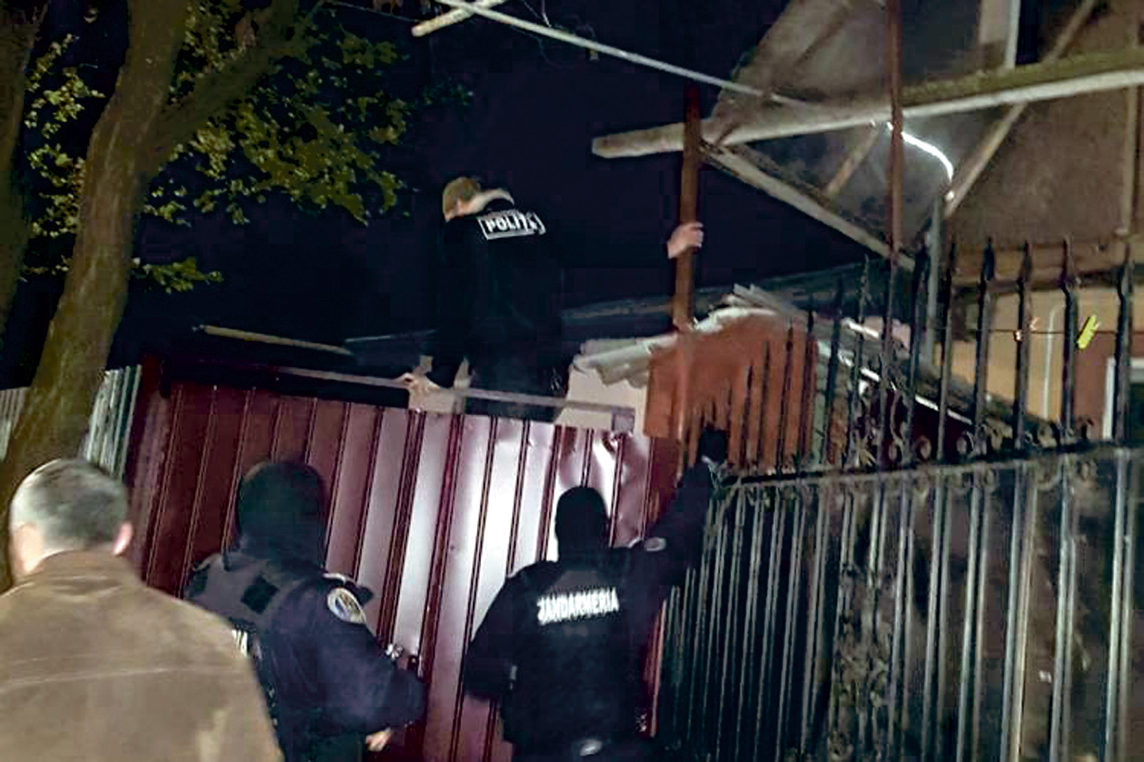 Concubini prinsi de politisti, la furat!