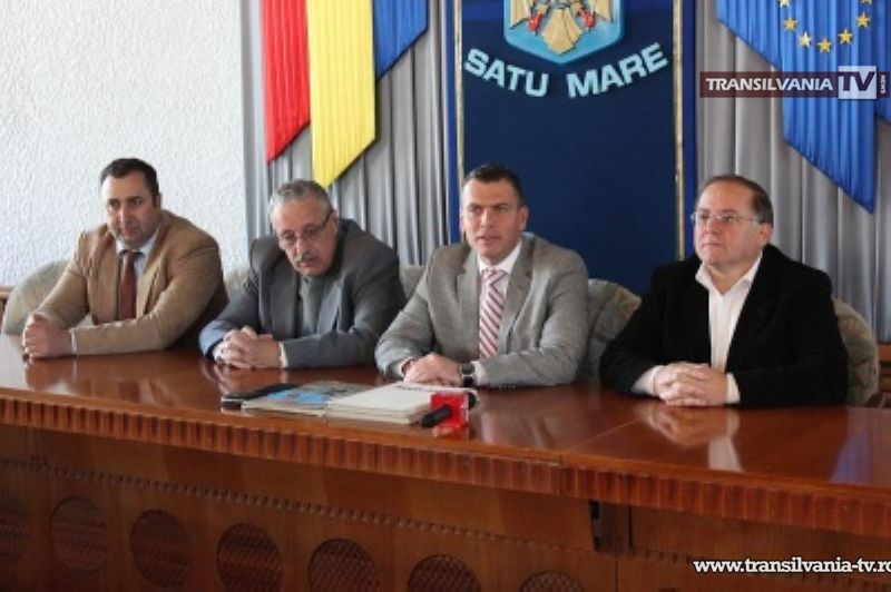Sătmărenii, invitaţi să contribuie la albumul foto al judeţului