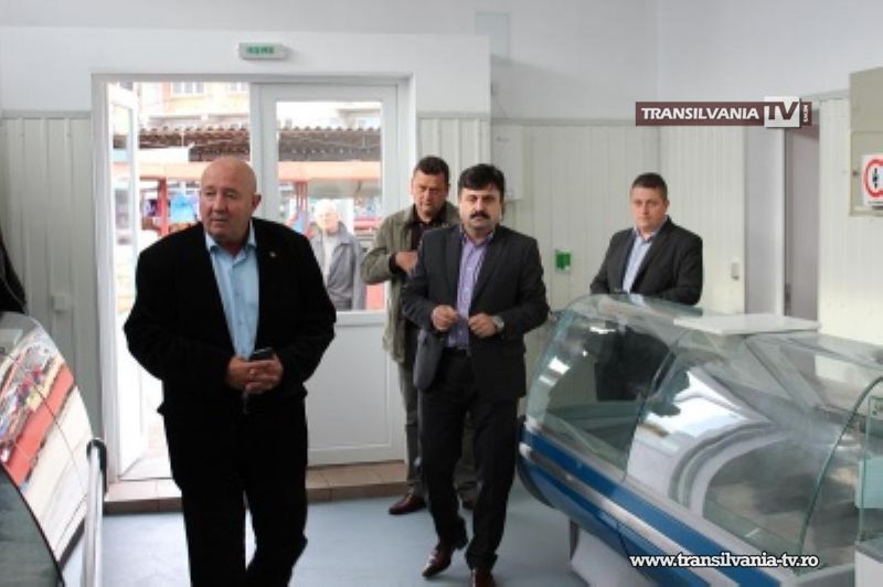 Inaugurarea halei de lactate modernizate în Piaţa Mare