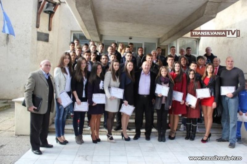 Primarul a premiat 46 sportivi