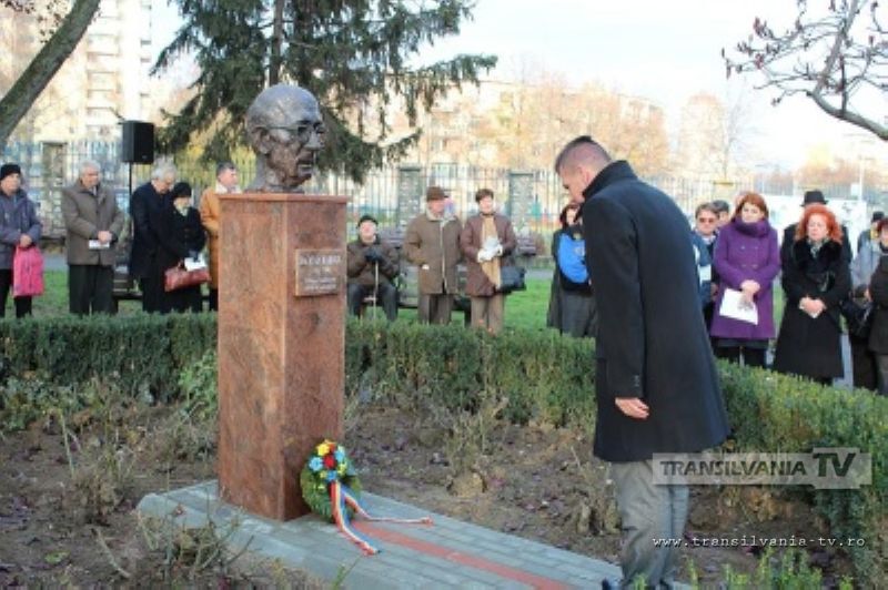 Bust comemorativ pentru doctorul Ioan Barbul, la Spitalul Judeţean