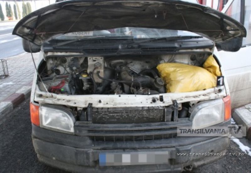 8 kg de tutun confiscat de catre politistii de frontiera (Galerie FOTO)