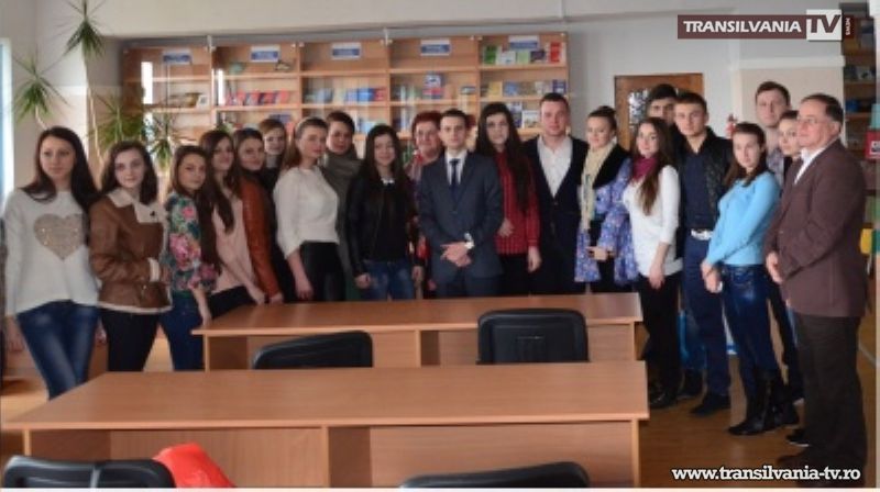 Sătmărenii sprijină studenții români din Ujgorod