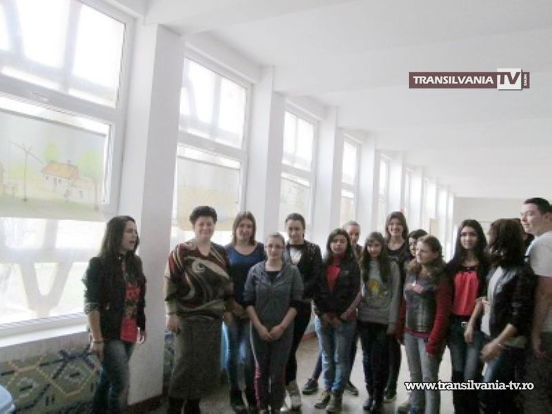 „Gospodărie ecologică” la Colegiul Economic „Gheorghe Dragoş”