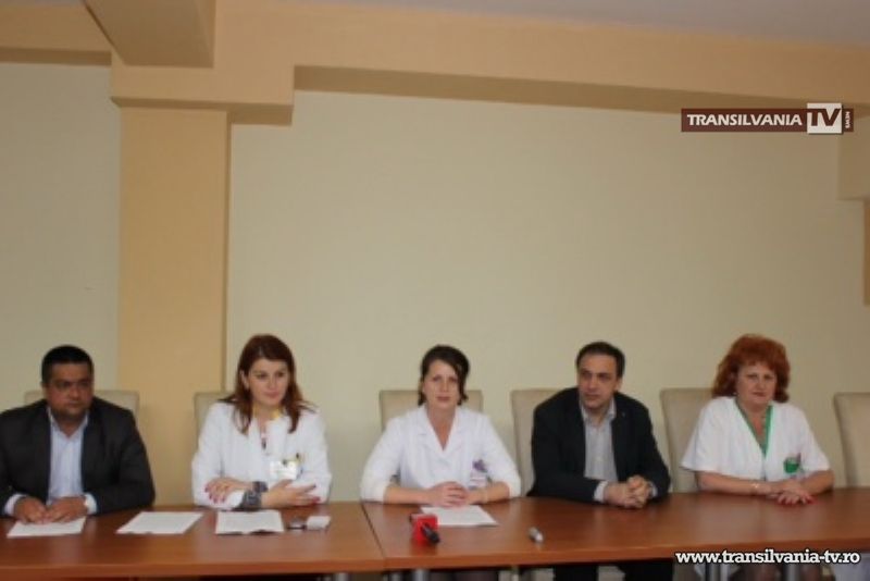 Tumoră uriaşă extirpată de la o tânără de 15 ani, la Satu Mare