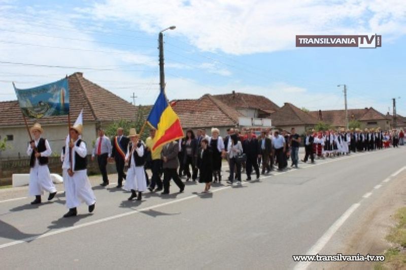 Folclor de calitate la Festivalul Cetatea Codrului din Ardud