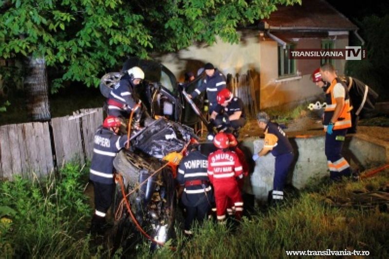Doi bărbaţi decedaţi într-un tragic accident de circulaţie pe Aurel Vlaicu
