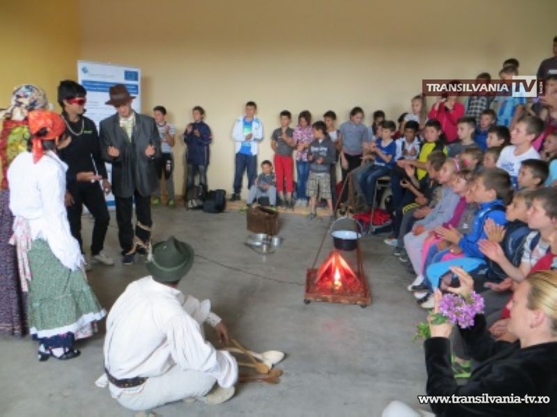 Tinerii străzii, în turneu artistic prin școli și licee sătmărene