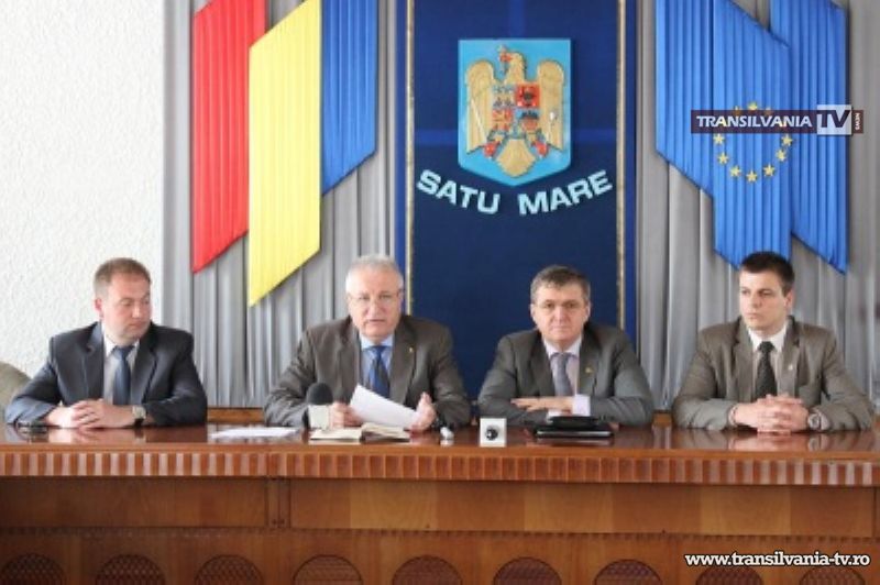 Microbuse şcolare noi pentru 27 comune din judeţul Satu Mare