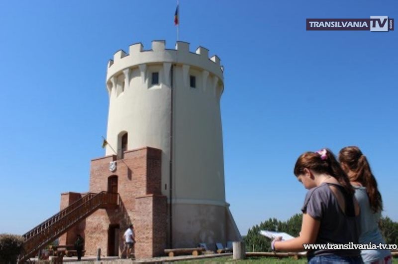 Tabără de creaţie pentru artişti din toată lumea la Cetatea Ardud