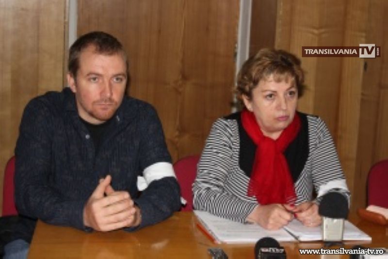 Actorii Teatrului de Nord vor să picheteze Primăria Satu Mare