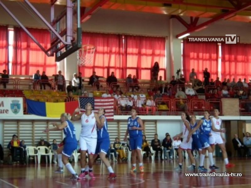 Bachetbalistele au învins detașat formația CSS Craiova