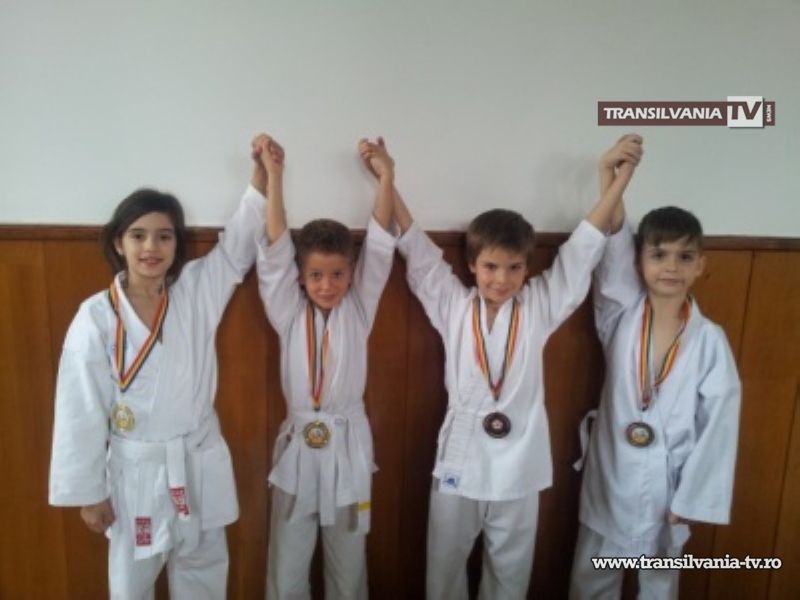 Secția de karate a CSM Satu Mare crește viitori campioni