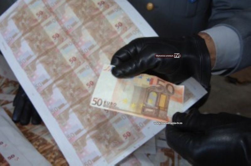 Bihorean prins în timp ce vroia să pună în circulație valută falsă