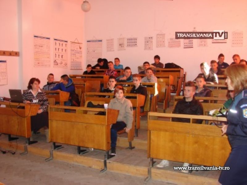 Activități de prevenire la Colegiul Tehnic „Unio-Traian Vuia”