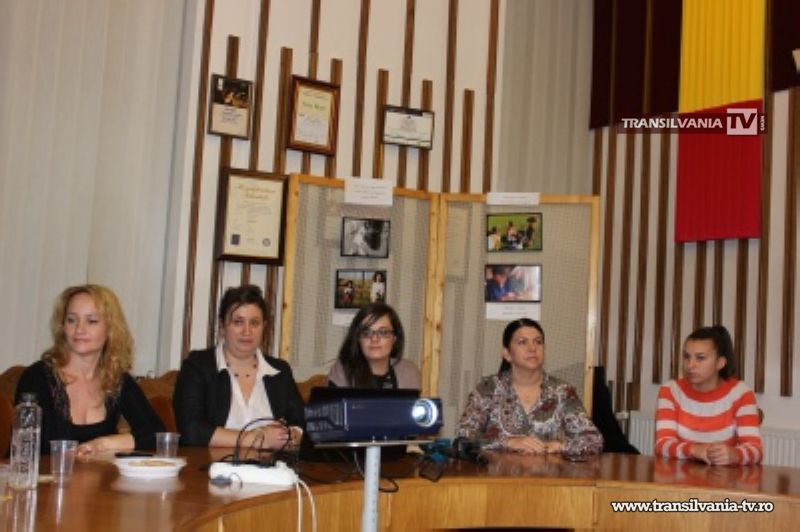 „Voluntariat pentru îmbunătăţirea vieţii tinerilor străzii” a ajuns la final