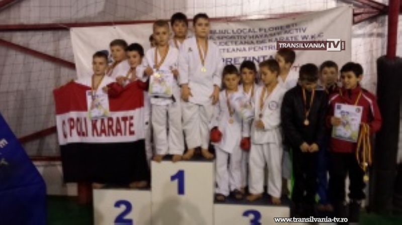 Debut de an excelent pentru micii karateka de la CSM Satu Mare