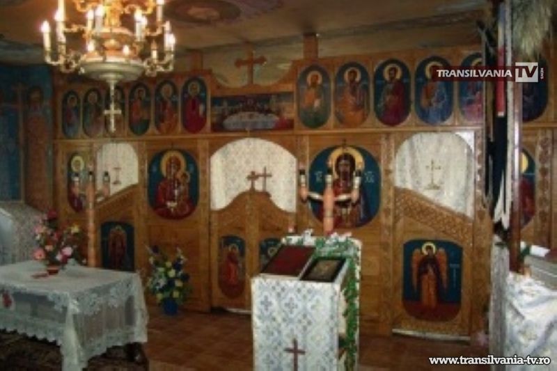 A furat 8.000 de lei dintr-o biserică din localitatea Micula