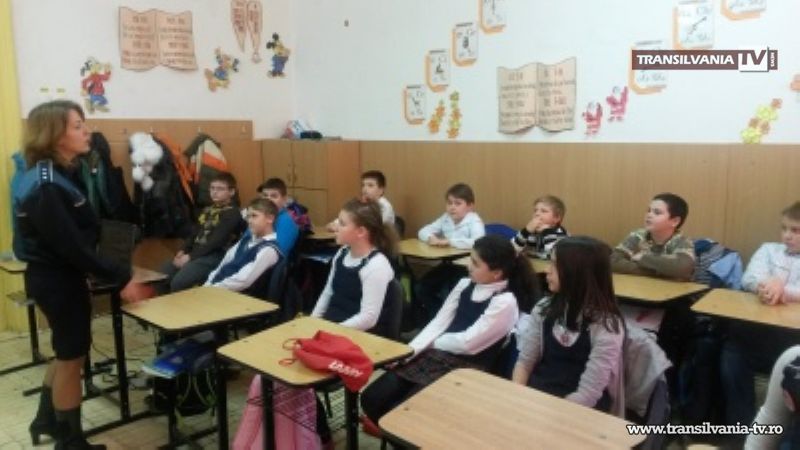 Elevii de la Liceul cu Program Sportiv au avut parte de educație rutieră
