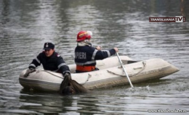 O tânără s-a aruncat de pe Podul Golescu în râul Someș
