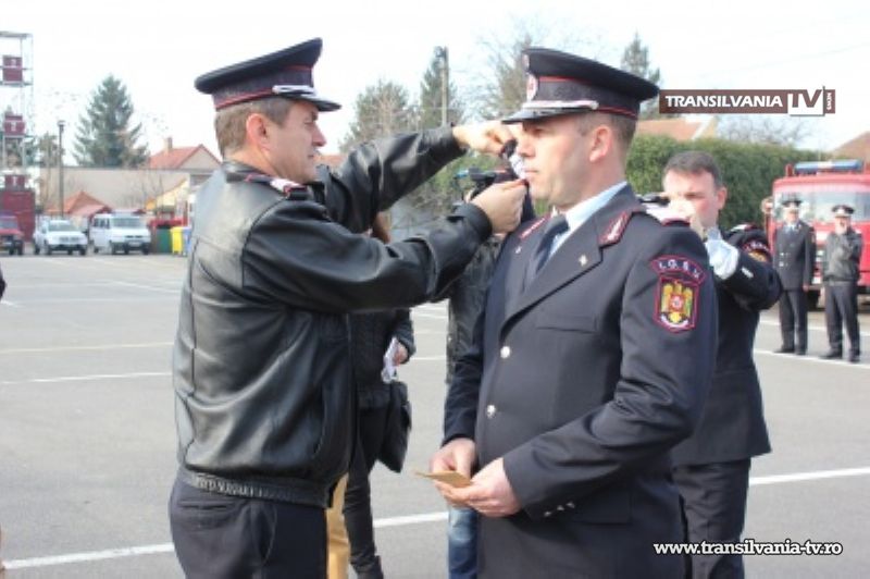 Pompierul-erou a fost avansat în grad în mod excepțional