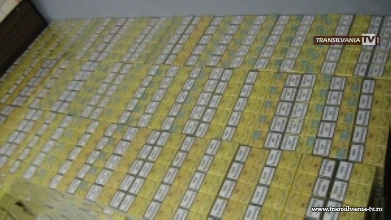Polițiștii de frontieră au confiscat peste 12.000 pachete de țigări