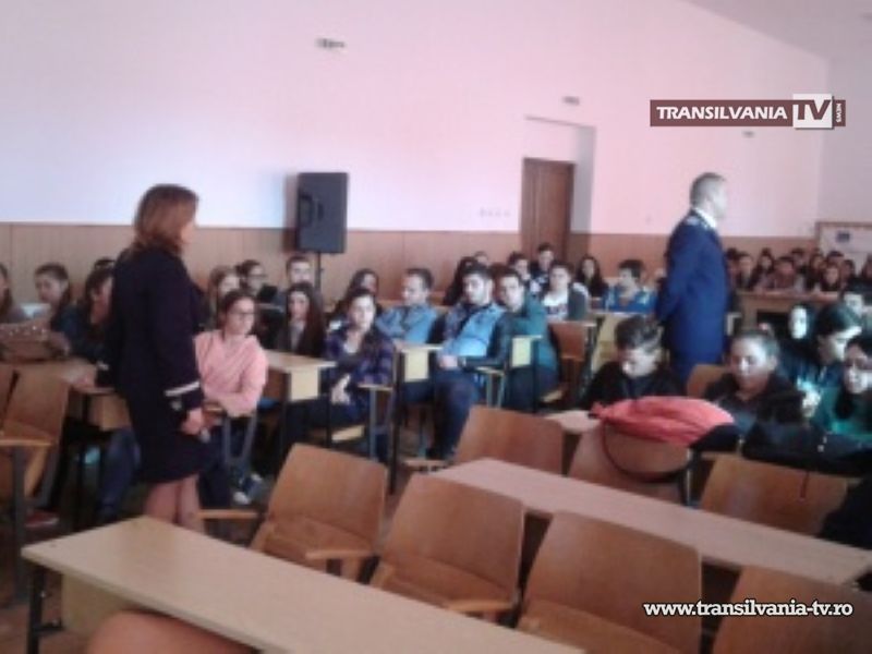 Campania națională „Și tu poți fi polițist!” continuă la Satu Mare