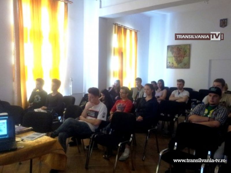 Elevii Liceului de Artă „Aurel Popp” invitați să devină polițiști