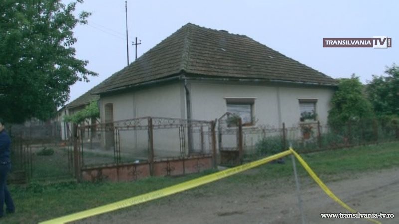 Crimă oribilă la Giungi. Un bărbat şi-a ucis părinţii.