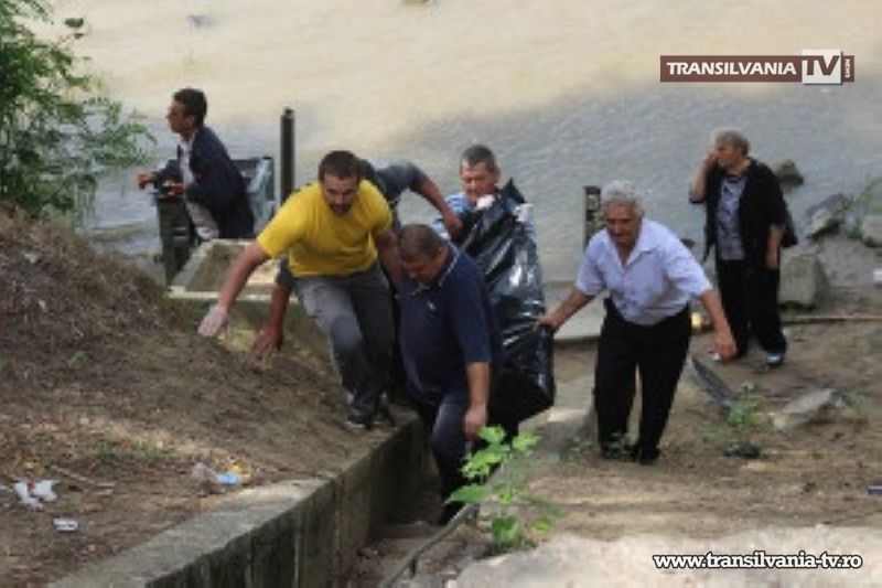 Un tânăr de 25 de ani s-a înecat în râul Someș