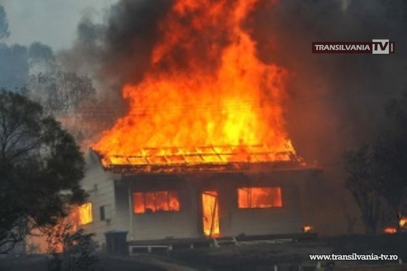 Incendiu la o casă din Negrești-Oaș. Un bărbat a murit.
