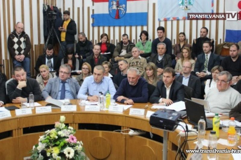 Consilierii locali au mai dat cinci miliarde la CSM