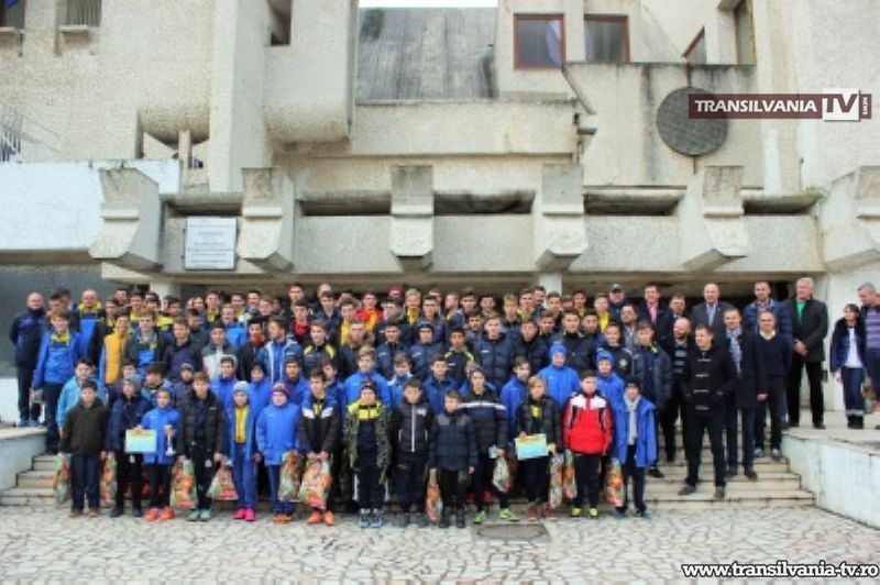 Copiii și juniorii premiați la Gala Olimpia 2015