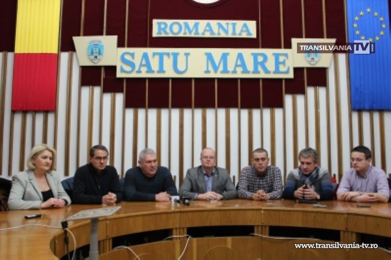 UDMR şi liberalii cer amânarea şedinţei de buget