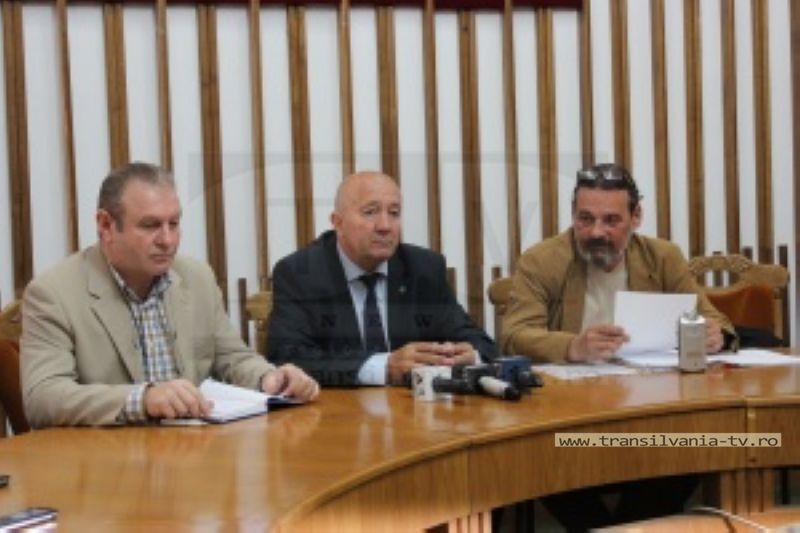 Societatea Avram Iancu sare în ajutorul primarului Dorel Coica