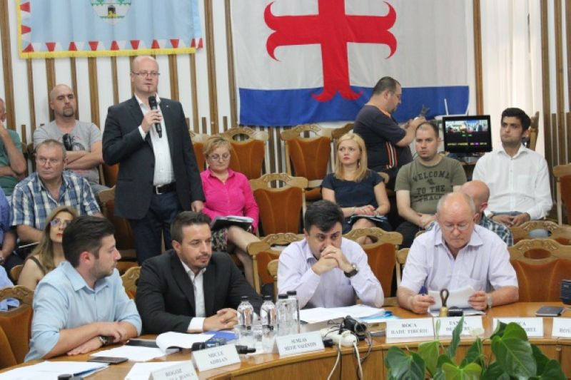 Prima ședință de Consiliu Local sub noua putere. Priorități: schimbarea șefilor la CSM și Olimpia