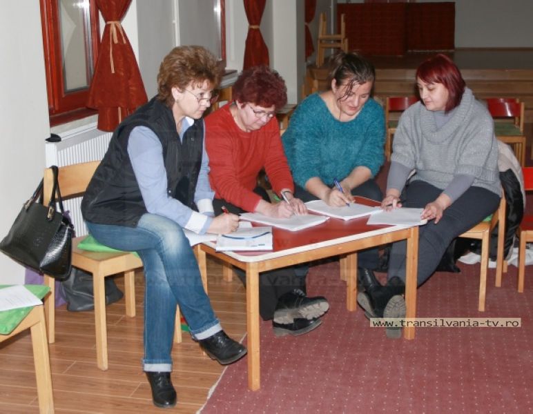 Metode de educare pozitivă pentru pedagogii sătmăreni