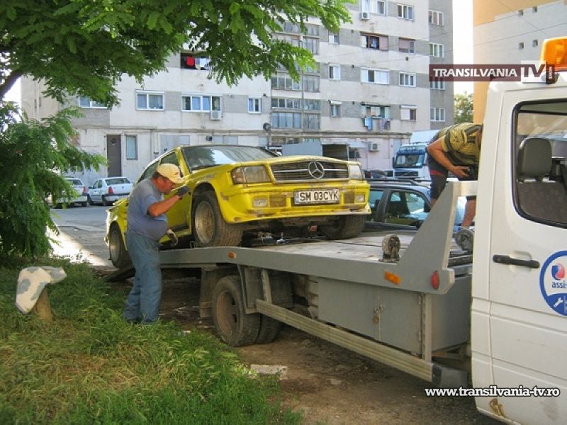 Primăria ridică mașinile abandonate în Satu Mare