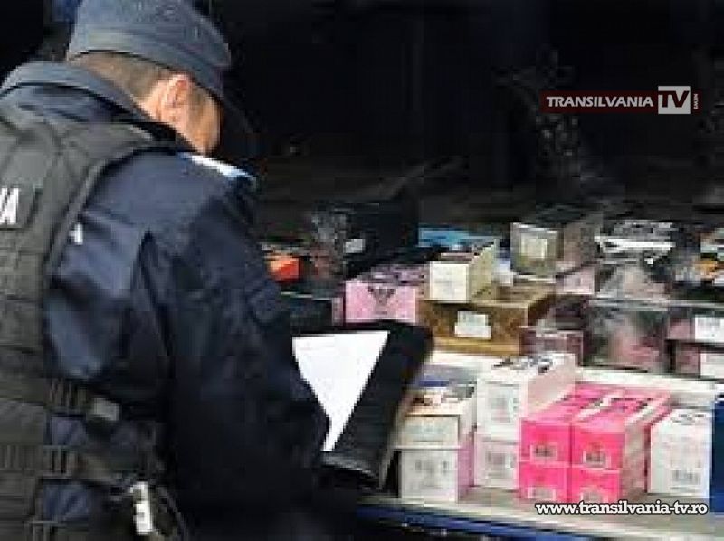 Jandarmii au prins două persoane care vindeau prafumuri contrafăcute