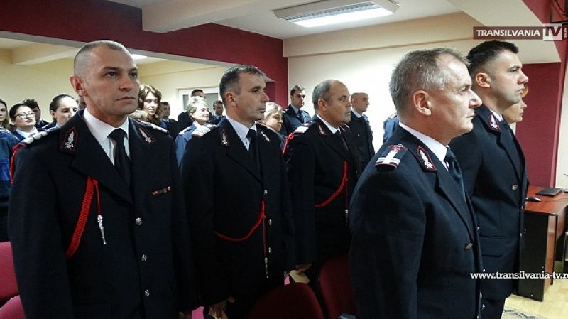 Pompierii au fost avansați în grad cu ocazia Zilei Naționale