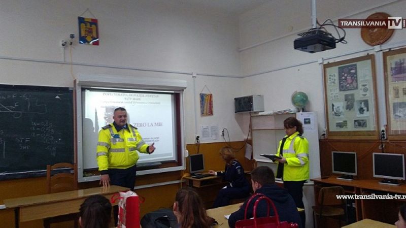 Activități antidrog și de prevenire a accidentelor rutiere, la Liceul „Constantin Brâncuși”