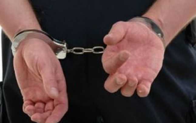 Reţinut pentru violenţă în familie