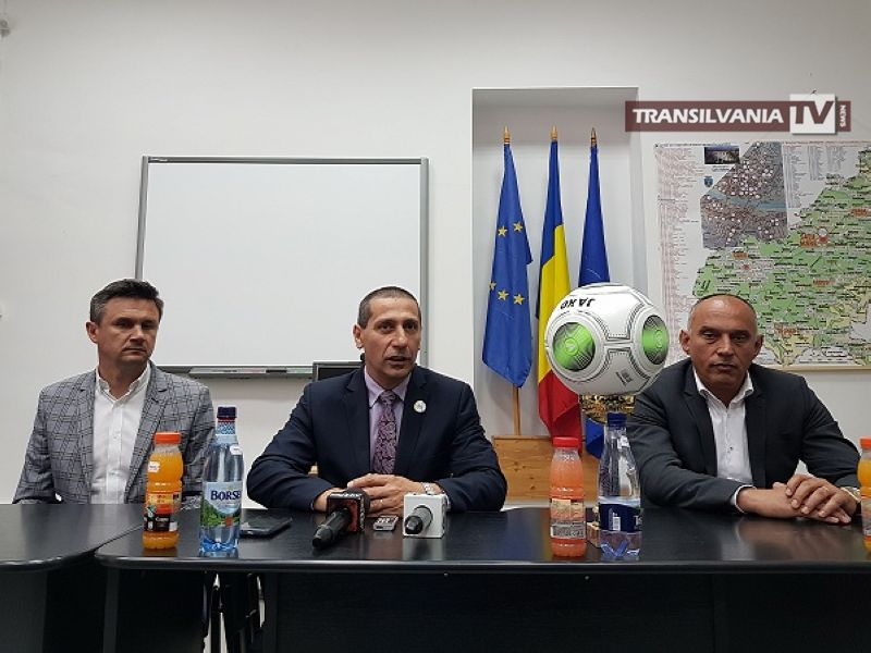 Portarul Generației de Aur, Florin Prunea, sprijină un turneu de fotbal pentru copiii sătmăreni