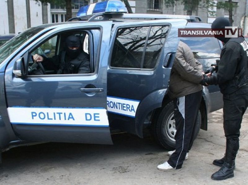 Bărbat violent, căutat de autorităţi, depistat la P.T.F. Petea