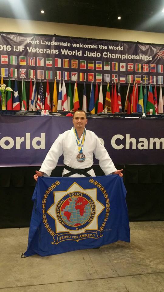 Medalie de bronz pentru jandarmul clujean Adrian Petre, la Campionatul Mondial de Judo pentru Veterani