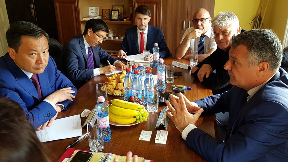 Ambasadorul Republicii Kazahstan, în vizită la Deva