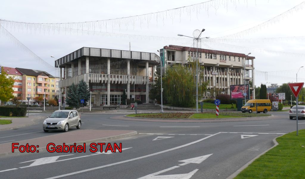 Cazul CASA TINERETULUI. Consiliul Județean Maramureș, încă un eșec: a pierdut un proces-cheie cu FJT Maramureș! Dar sentința nu e definitivă