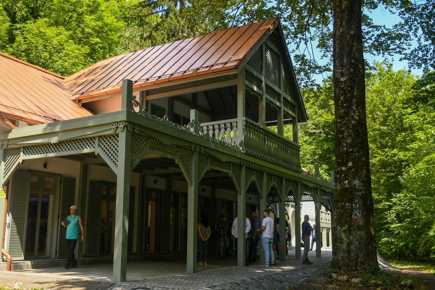 Cabana Vadu Crișului a fost reabilitată