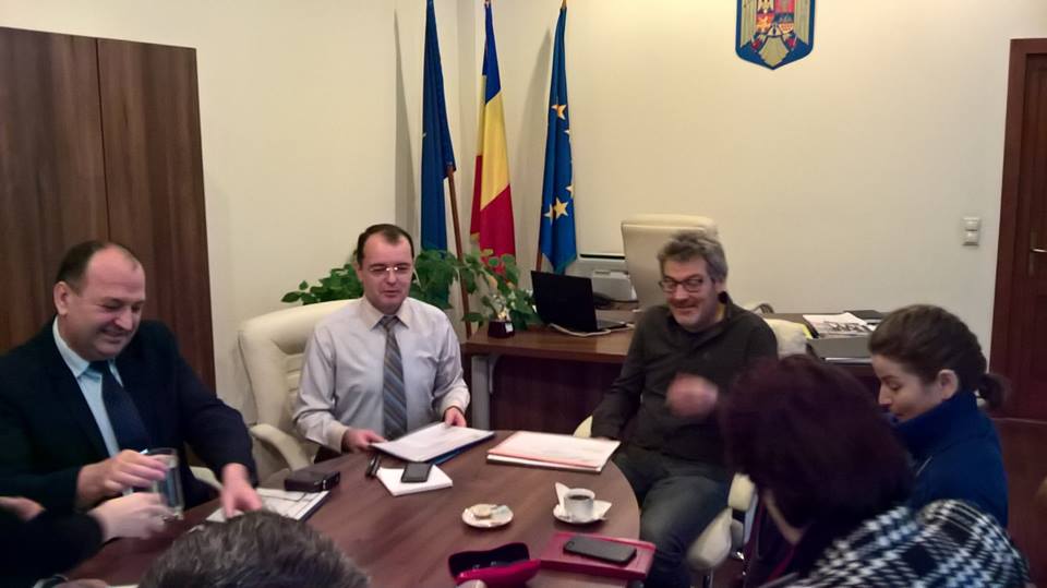Camionul lui Moș Crăciun aduce și în acest an daruri din Germania în satele din Bistrița-Năsăud